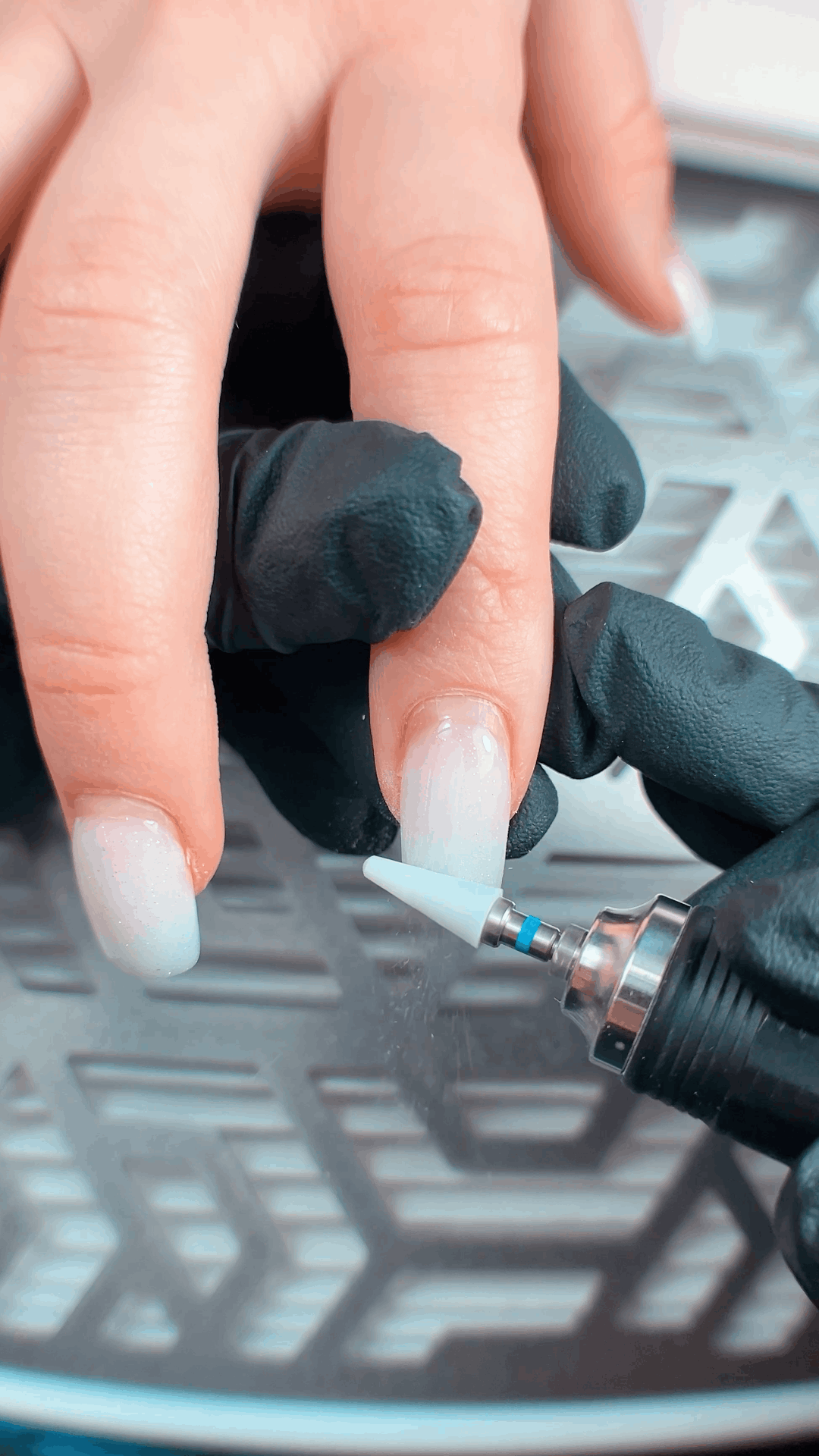 Online Course: Combined Manicure + Gel Polish Application